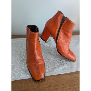 Italian Christina Dani Boots Womens 6.5 N Orange Leather Heels Booties Rare Find